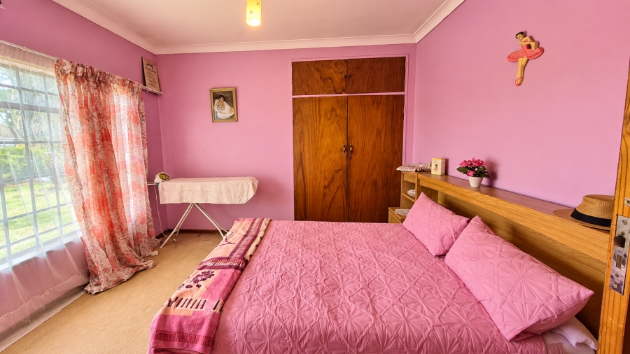 5 Bedroom Property for Sale in Meiringspark North West